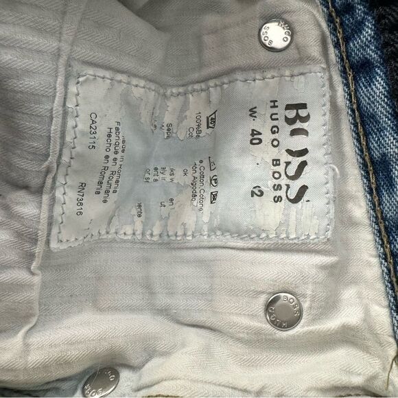Vintage Hugo Boss jeans size 40 - Picture 7 of 7